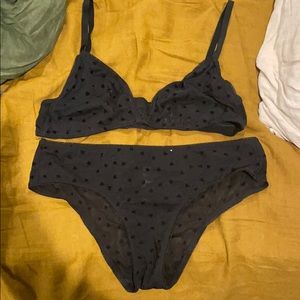 Colsie black velvet heart set